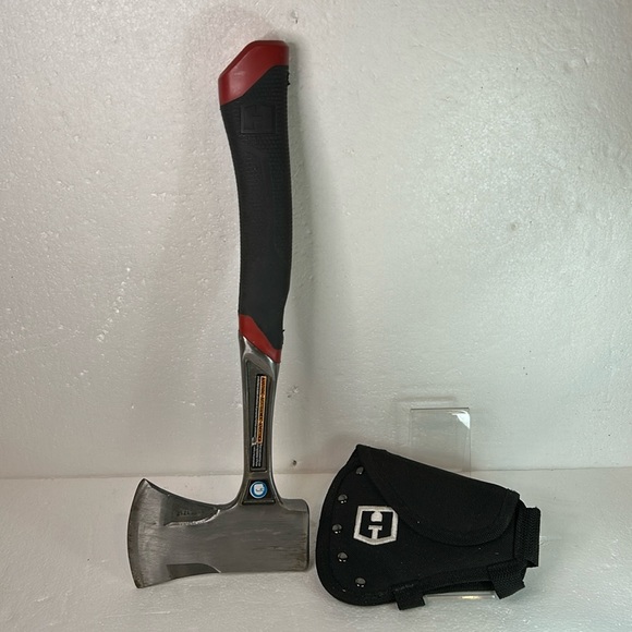 Hart axe 5L 171 with a case holder for the belt - Picture 1 of 9